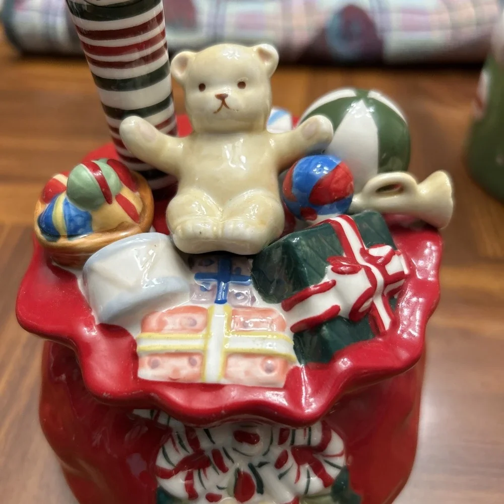 longaberger pottery Christmas Toy Sack With‎ Knife Lided